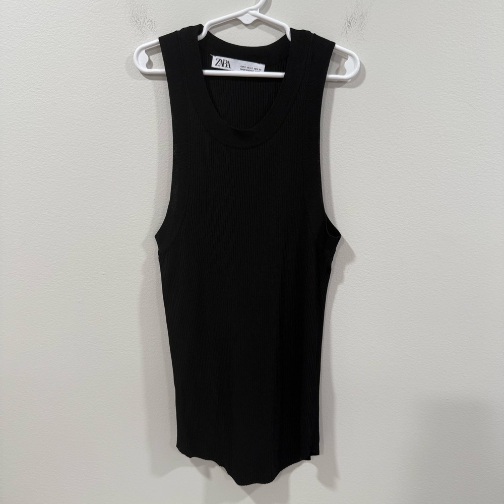 Zara Black Fitted Sleeveless Tank Top Size Small EUC